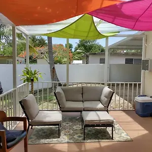 Holiday home Family Getaway With Private Parking & Swimming Pool, Carolina